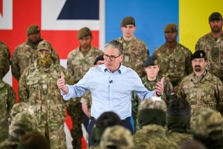 Británie vzdala plán vyslat 30 tisíc vojáků na Ukrajinu - Novinky